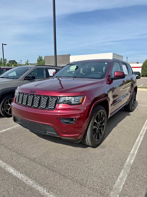 2020 Jeep Grand Cherokee - Altitude Sport Utility 4D