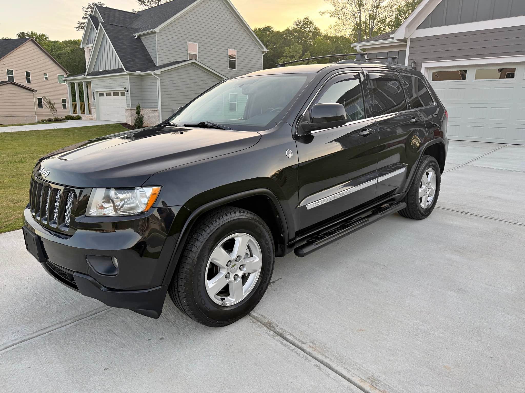 2011 Jeep Grand Cherokee - Laredo A Sport Utility 4D