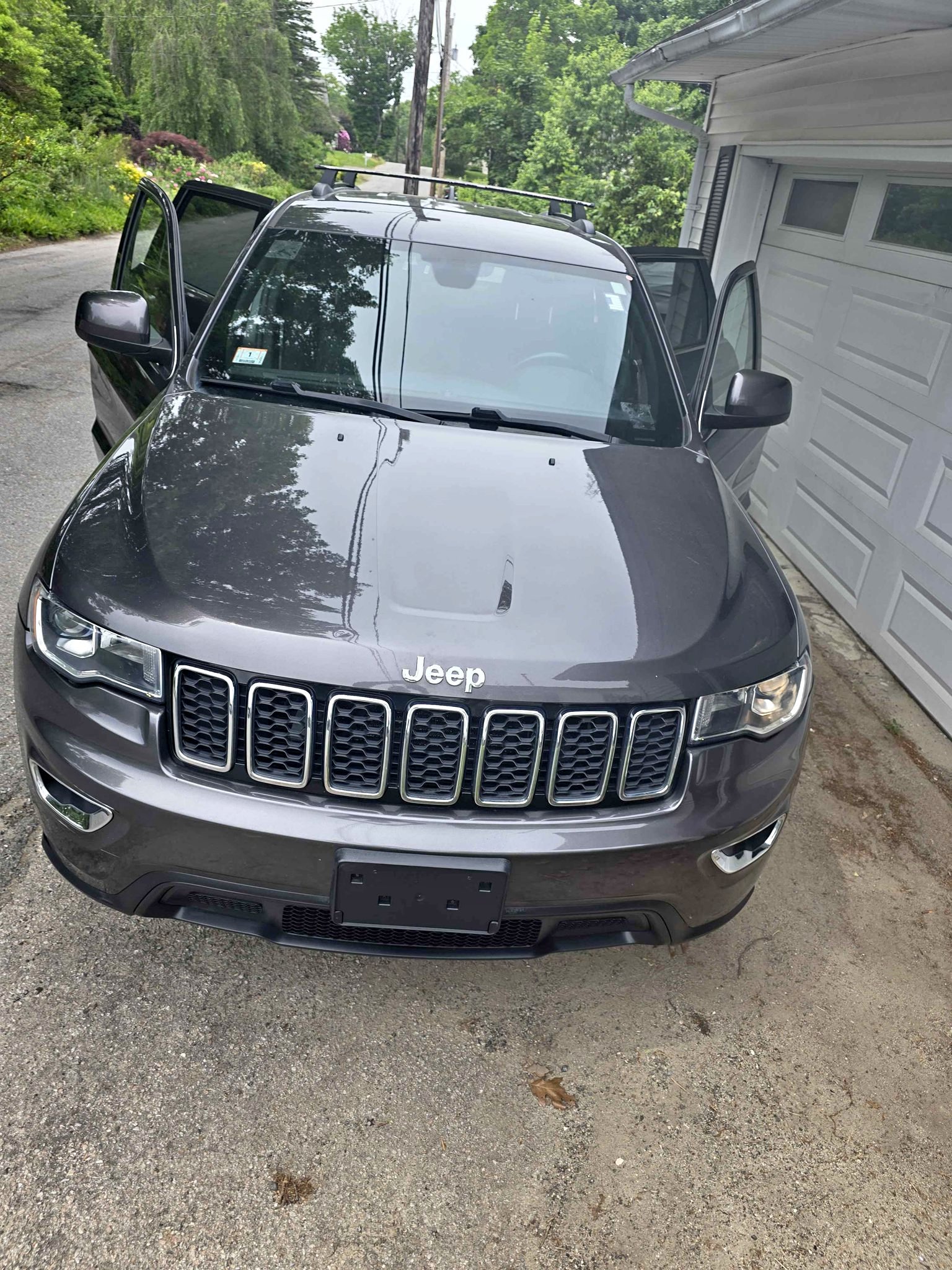 2017 Jeep Grand Cherokee - All New Laredo Sport Utility 4D
