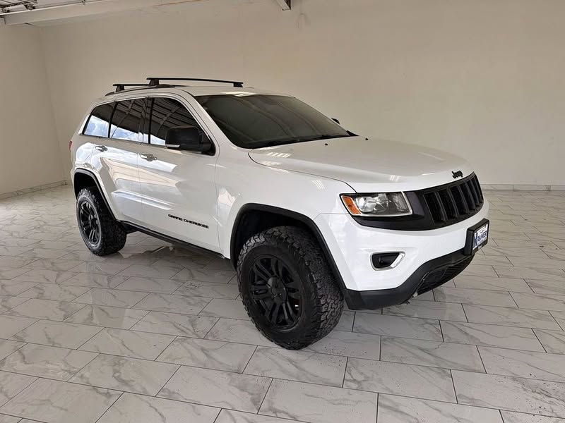 2014 Jeep Grand Cherokee Limited  121441 Miles