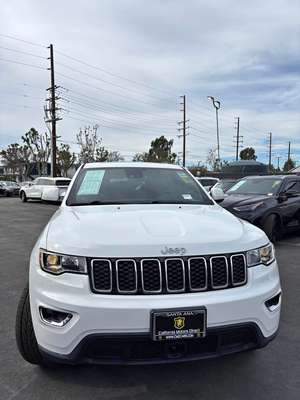 2021 Jeep Grand Cherokee - Laredo E Sport Utility 4D