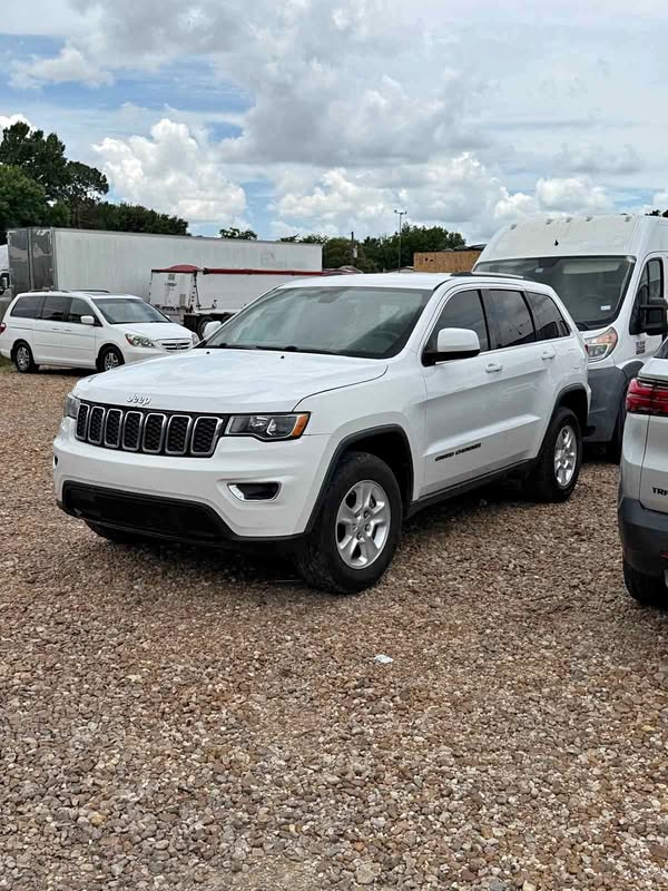 2017 Jeep Grand Cherokee L - Laredo X Sport Utility 4D