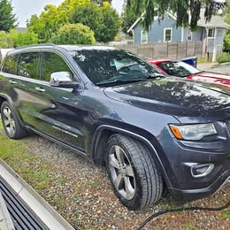 2014 Jeep Grand Cherokee - Overland Sport Utility 4D