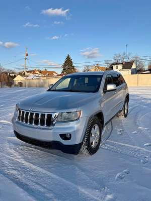 2012 Jeep Grand Cherokee - Laredo A Sport Utility 4D