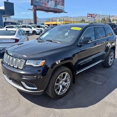 2019 Jeep GRAND CHEROKEE