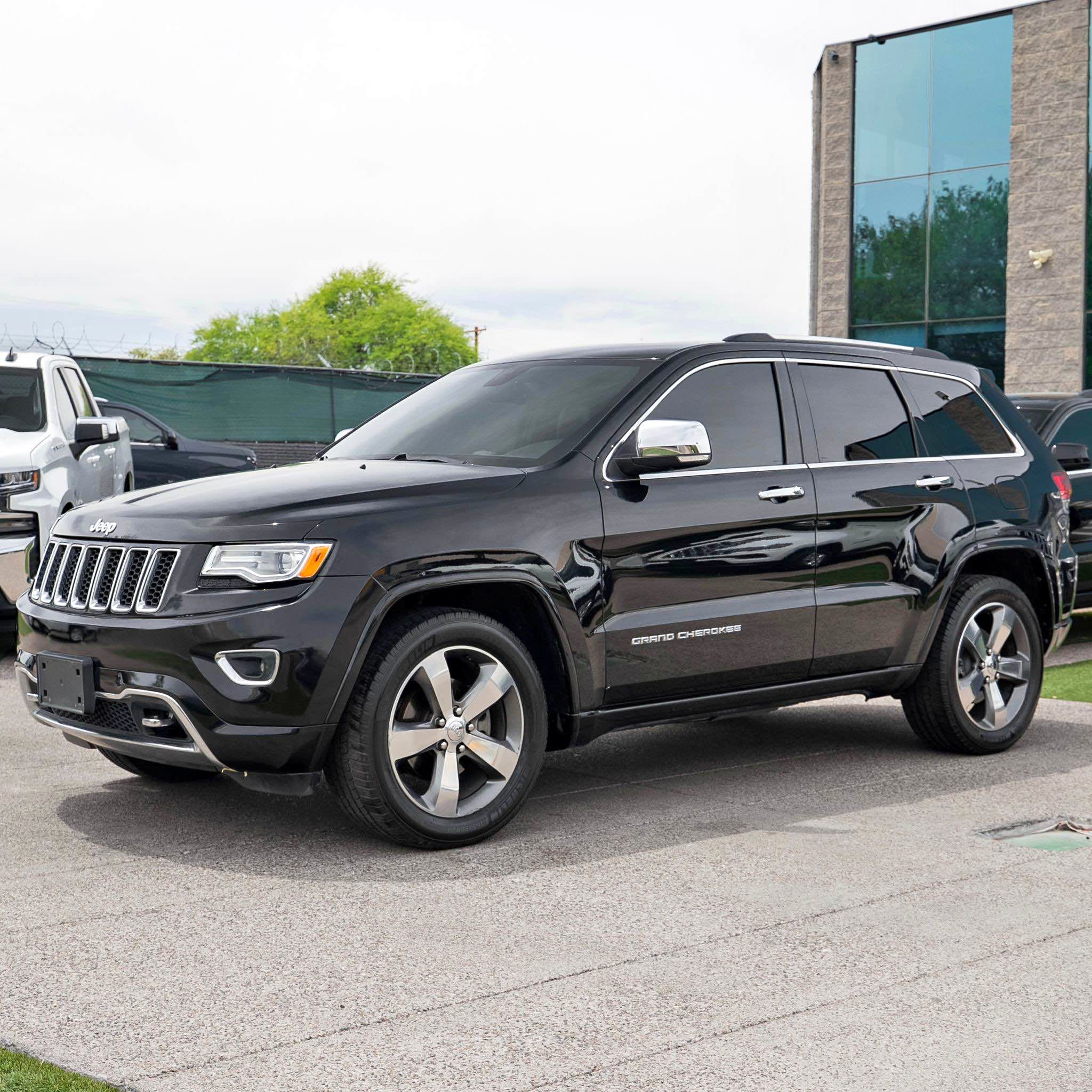 2015 Jeep Grand Cherokee - Overland Sport Utility 4D