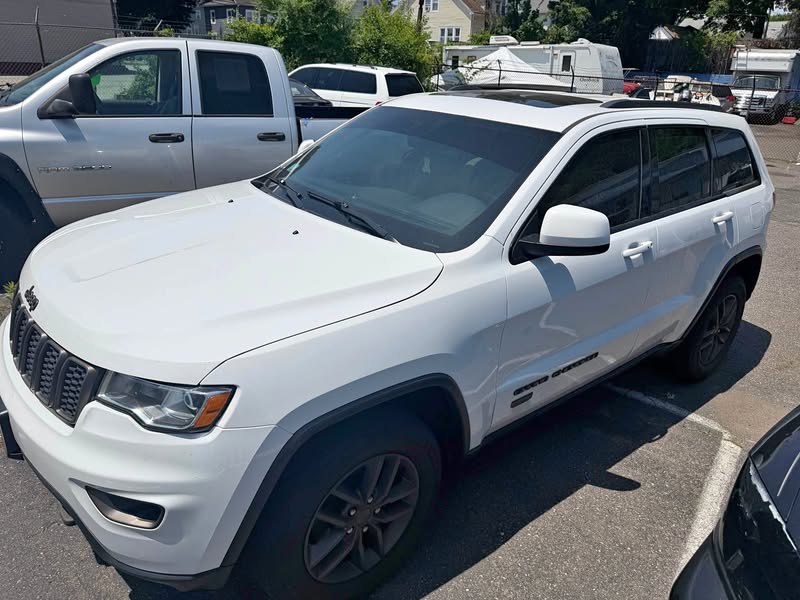 2016 Jeep Grand Cherokee - Laredo X Sport Utility 4D