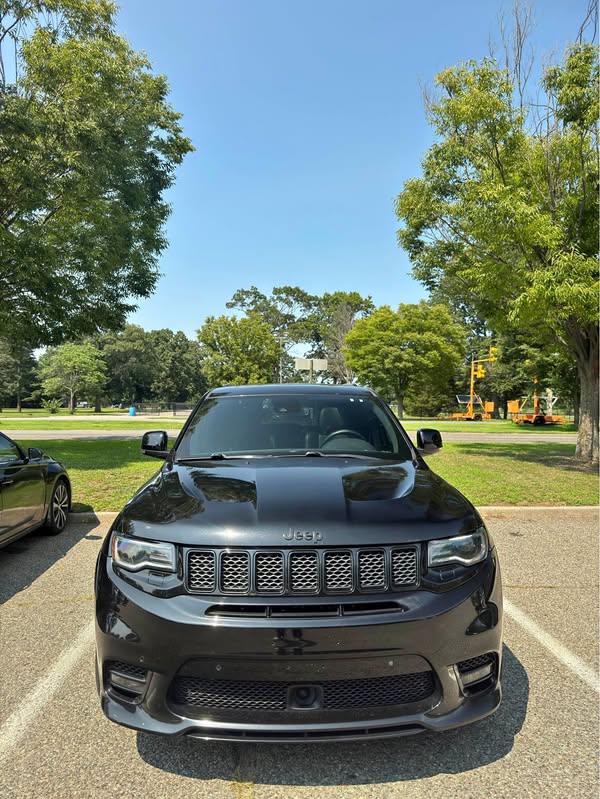 2019 Jeep Grand Cherokee - SRT Sport Utility 4D