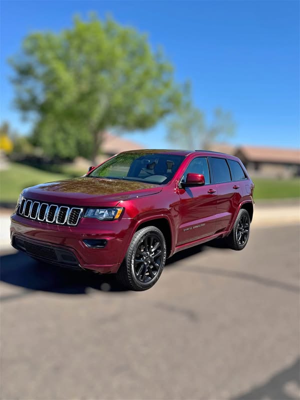 2020 Jeep Grand Cherokee - Laredo Sport Utility 4D