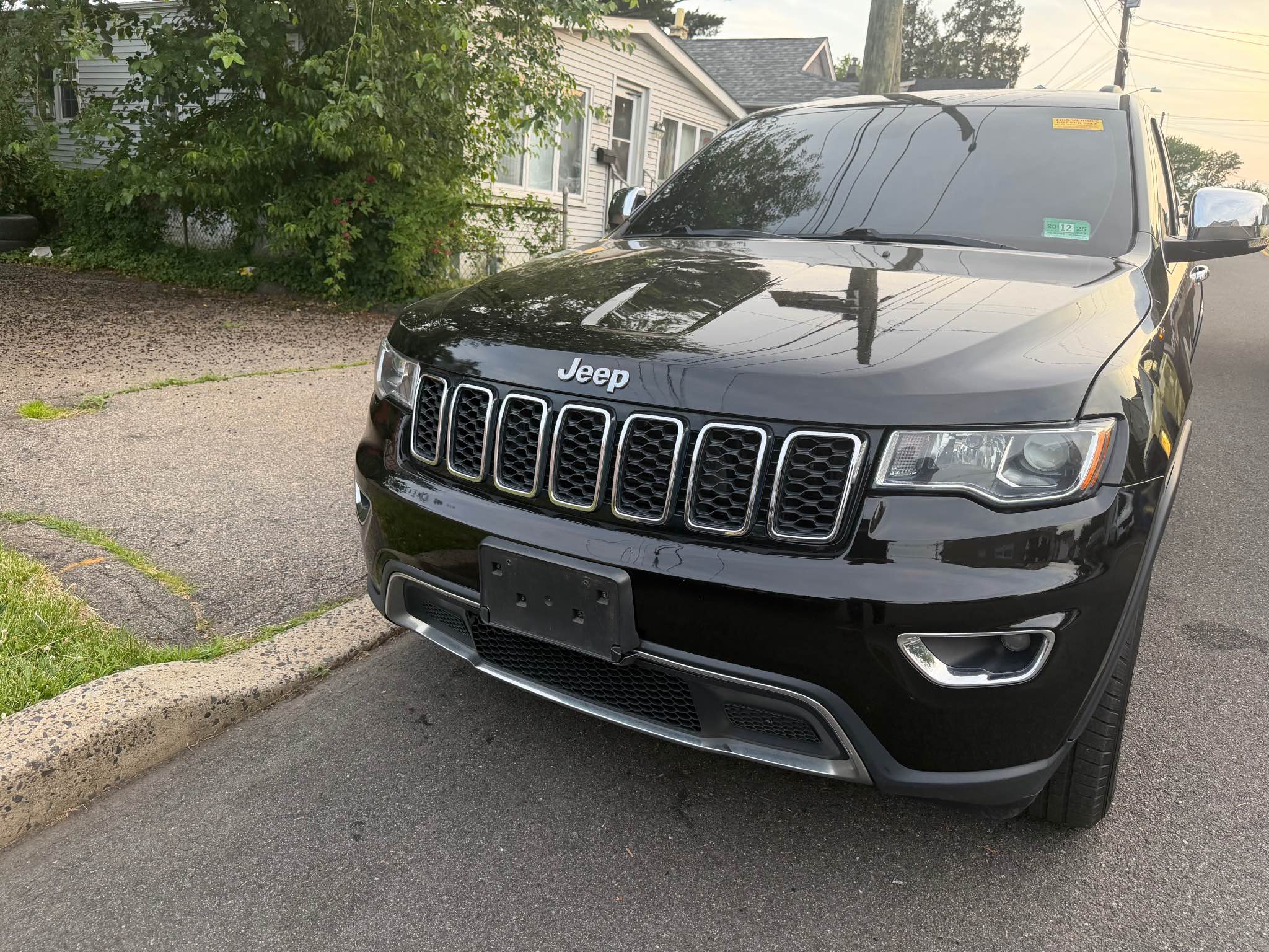 2018 Jeep Grand Cherokee - Limited Sport Utility 4D