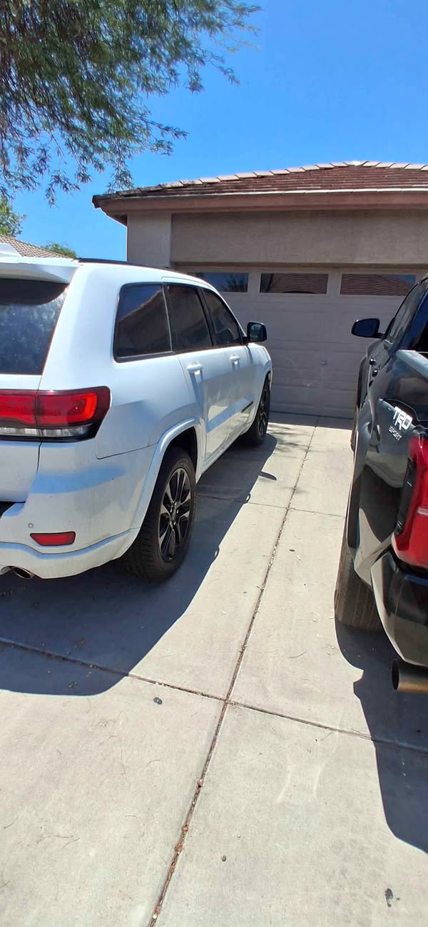 2019 Jeep Grand Cherokee - All New Laredo Sport Utility 4D