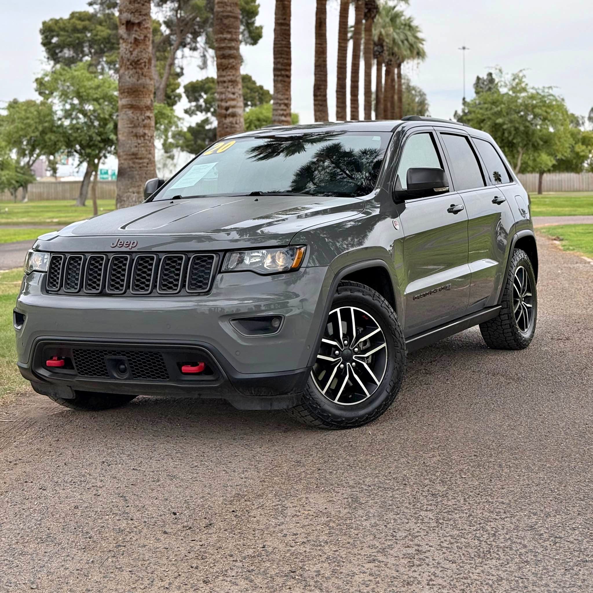 2020 Jeep Grand Cherokee - 4x4 $3000 Dllrs Down