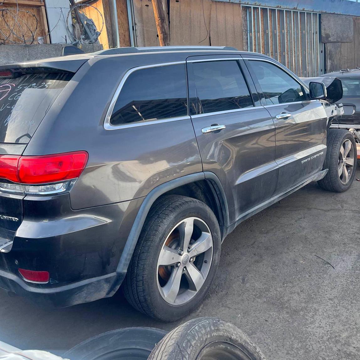 2015 Jeep Grand Cherokee - All New Limited Sport Utility 4D
