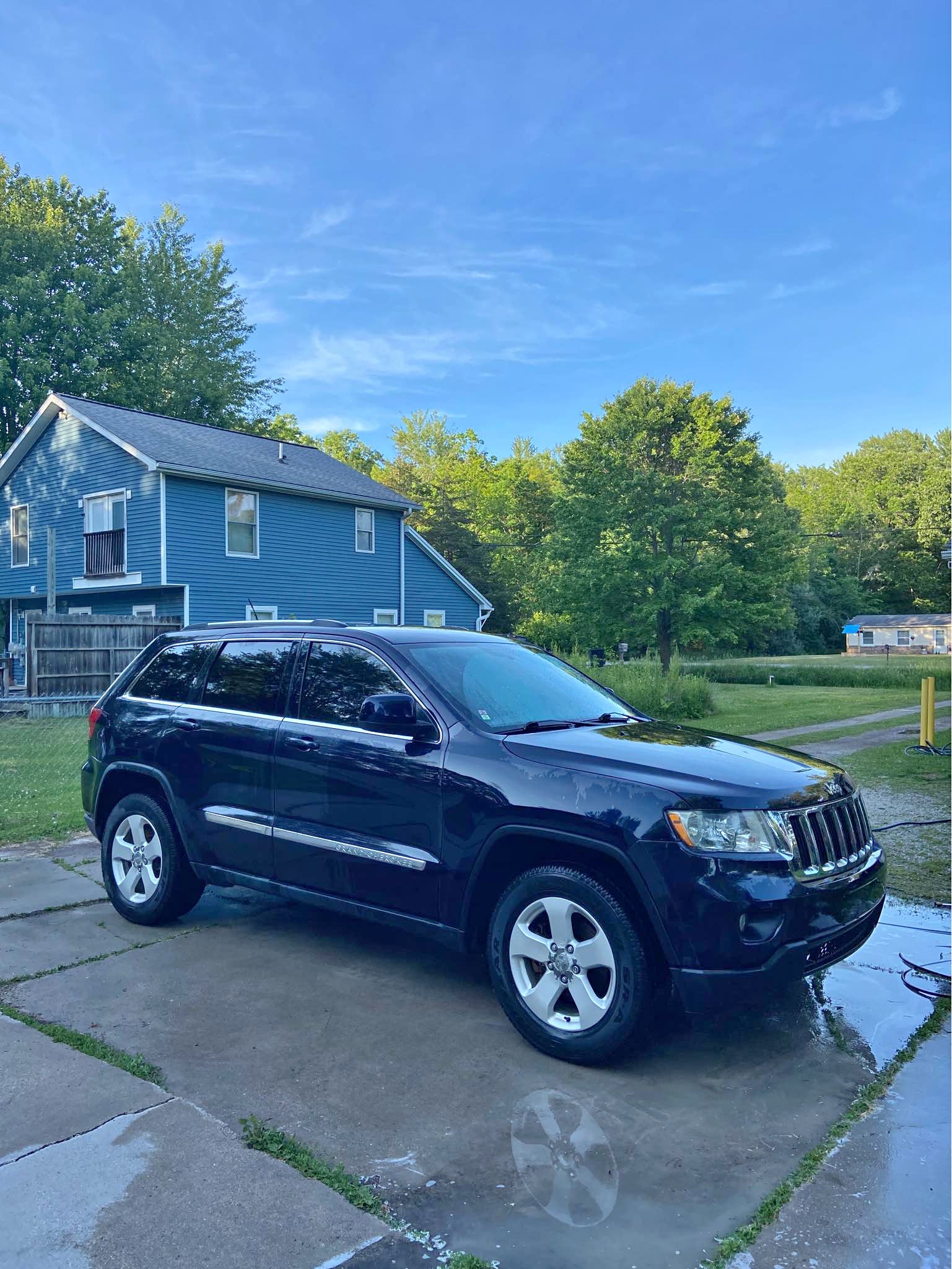 2011 Jeep Grand Cherokee - Laredo Sport Utility 4D