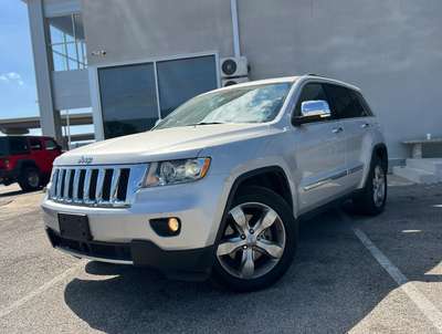 2013 Jeep Grand Cherokee Overland Sport Utility 4D