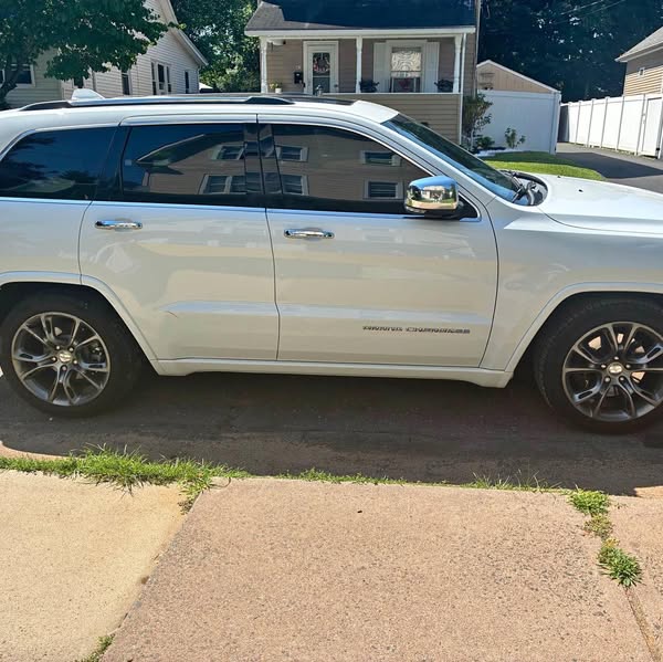 2016 Jeep Grand Cherokee - Overland Sport Utility 4D