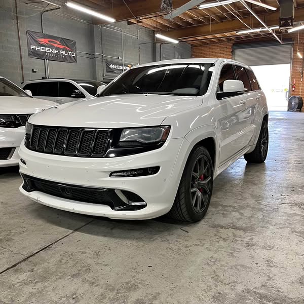 2014 Jeep Grand Cherokee - SRT8 Sport Utility 4D