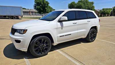 2019 Jeep Grand Cherokee - Altitude Sport Utility 4D