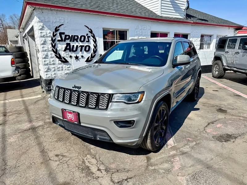 2021 Jeep Grand Cherokee Laredo X 4x4