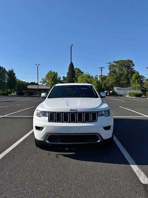 2020 Jeep Grand Cherokee - Limited Sport Utility 4D