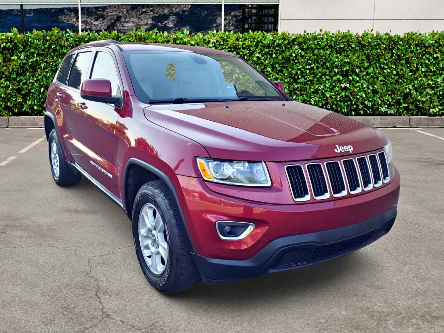 2015 Jeep Grand Cherokee - Laredo Sport Utility 4D