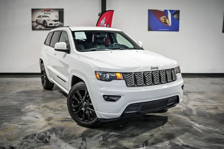 2019 Jeep GRAND CHEROKEE