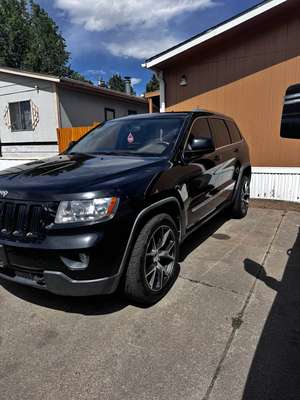 2020 Jeep Grand Cherokee - Laredo