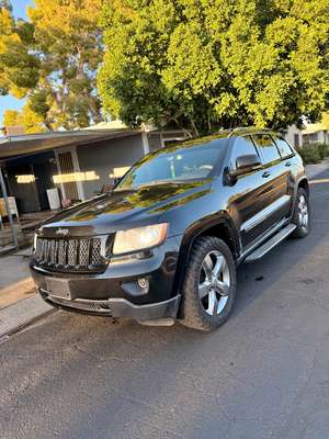 2013 Jeep Grand Cherokee - Overland Sport Utility 4D