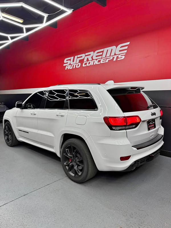 2017 Jeep Grand Cherokee - SRT Sport Utility 4D