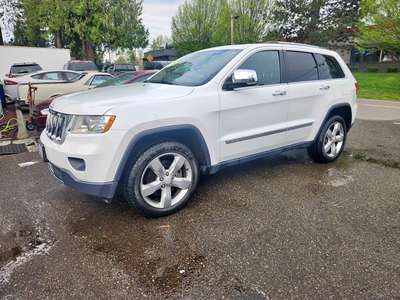 2013 Jeep Grand Cherokee - Overland Sport Utility 4D
