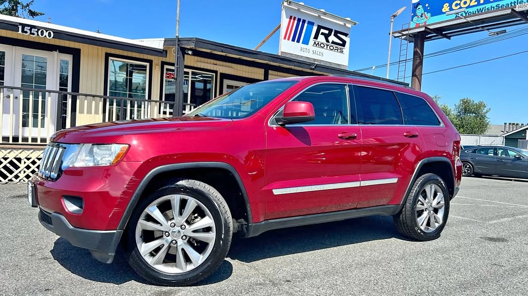 2013 Jeep Grand Cherokee Laredo Sport Utility 4D