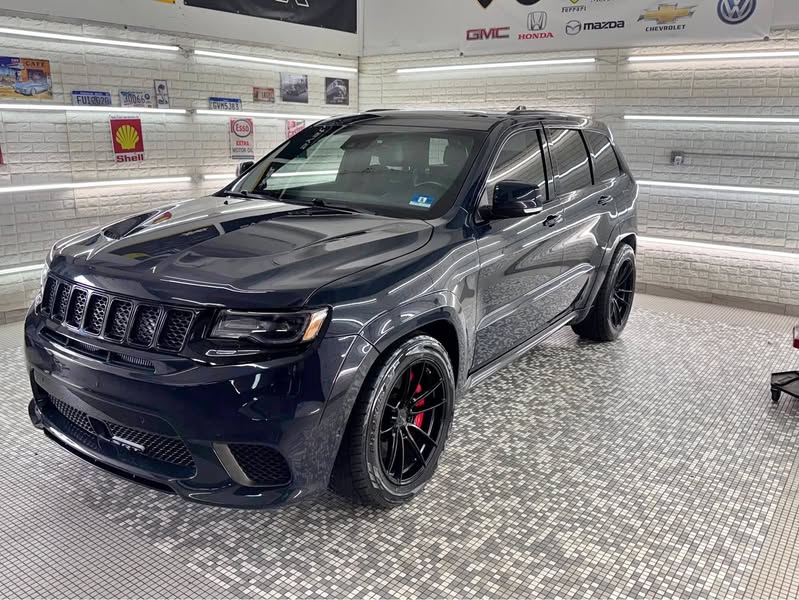 2018 Jeep Grand Cherokee - SRT Sport Utility 4D