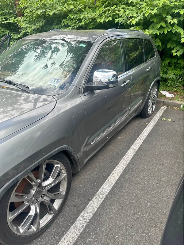 2012 Jeep Grand Cherokee - Overland Sport Utility 4D