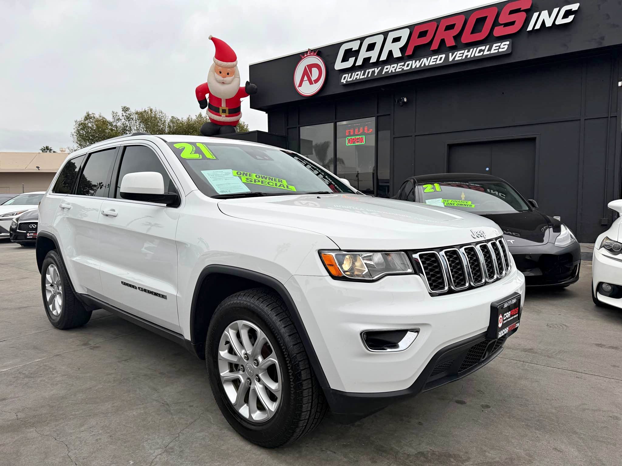 2021 Jeep Grand Cherokee - Laredo X Sport Utility 4D