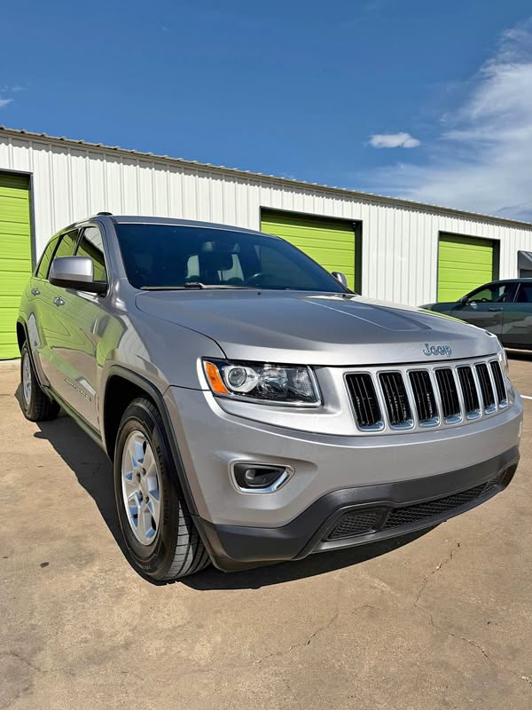 2014 Jeep Grand Cherokee - Laredo