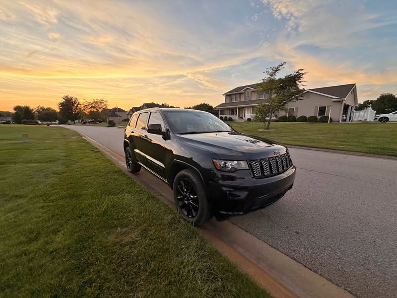 2020 Jeep Grand Cherokee - All New Altitude Sport Utility 4D