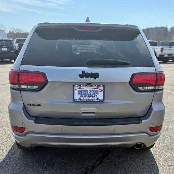 2019 Jeep GRAND CHEROKEE