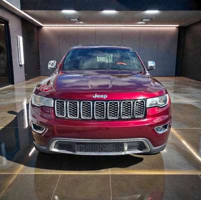 2017 Jeep GRAND CHEROKEE