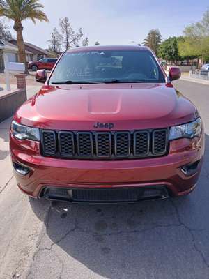 2018 Jeep Grand Cherokee - Laredo Sport Utility 4D