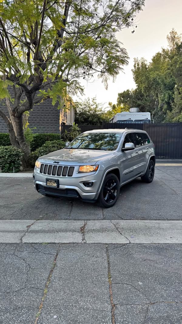 2015 Jeep Grand Cherokee - Altitude Sport Utility 4D