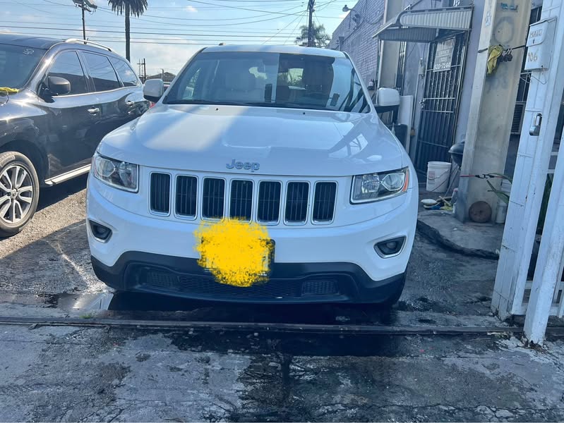 2016 Jeep Grand Cherokee - Laredo Sport Utility 4D