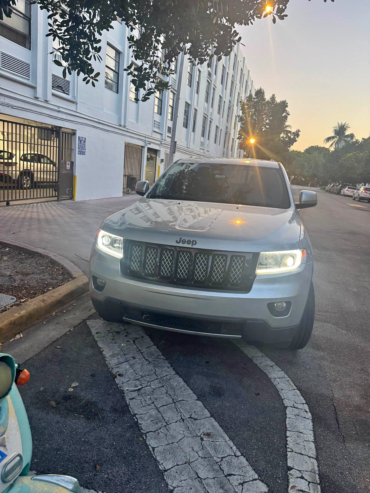 2012 Jeep Grand Cherokee - Laredo Sport Utility 4D