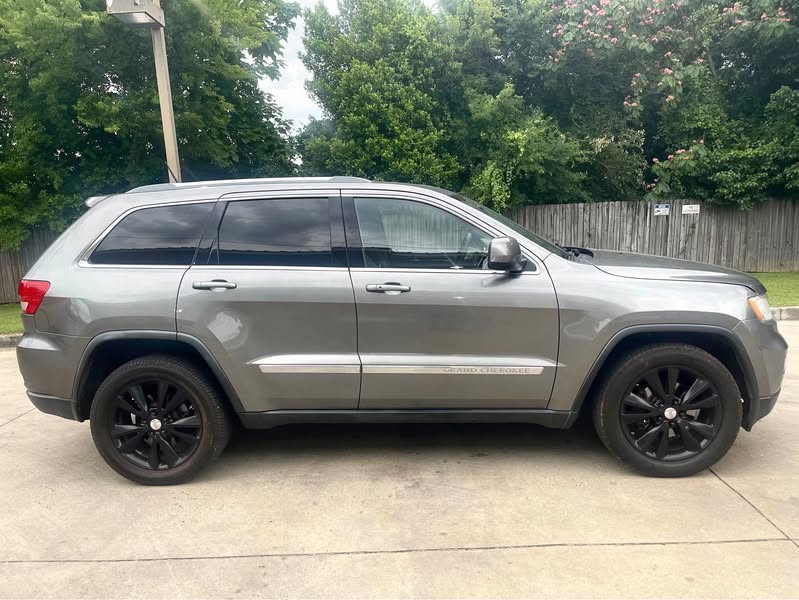 2012 Jeep Grand Cherokee - Laredo Sport Utility 4D