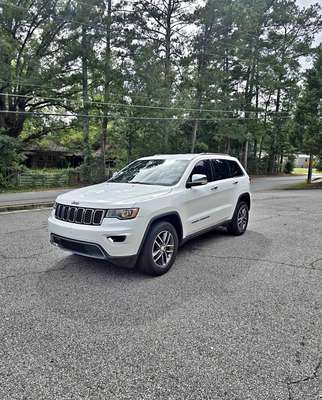 2018 Jeep Grand Cherokee - Limited Sport Utility 4D