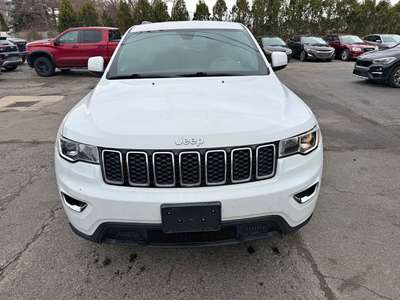 2018 Jeep Grand Cherokee - Laredo E Sport Utility 4D