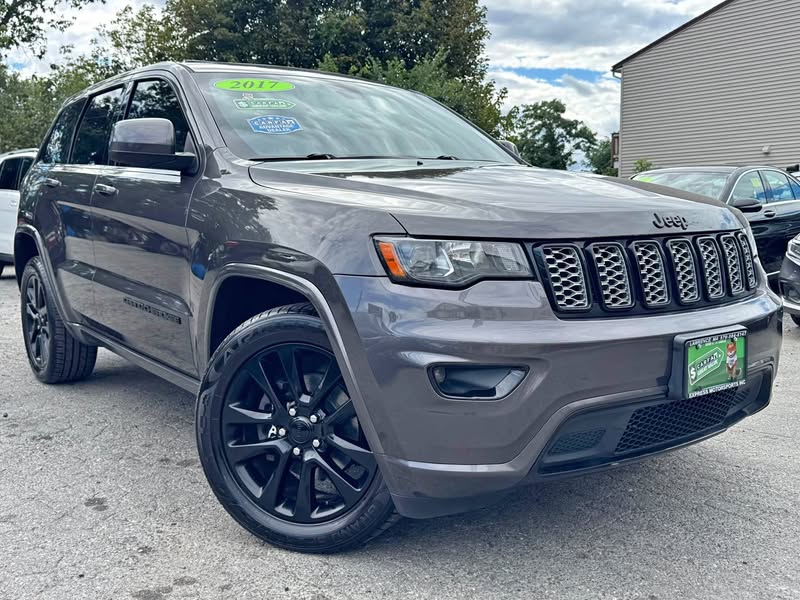 2017 Jeep Grand Cherokee - Altitude Sport Utility 4D