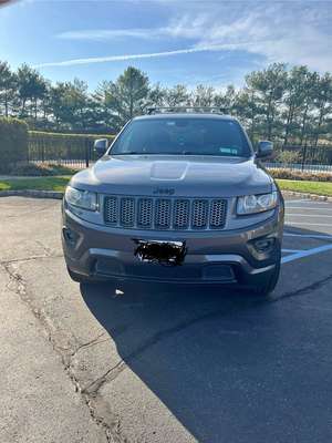 2015 Jeep Grand Cherokee - Laredo E Sport Utility 4D