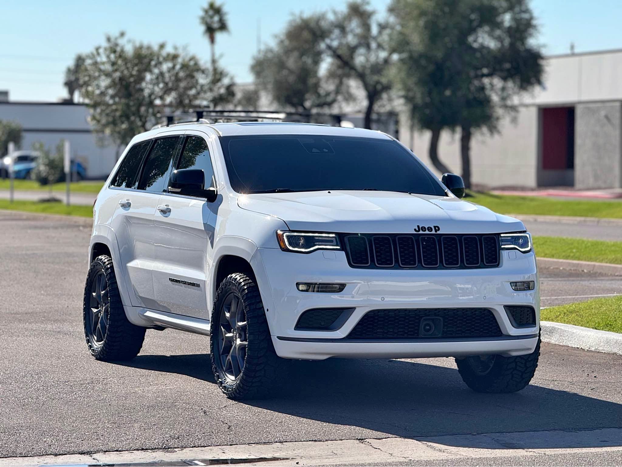 2020 Jeep Grand Cherokee - Limited X Sport Utility 4D