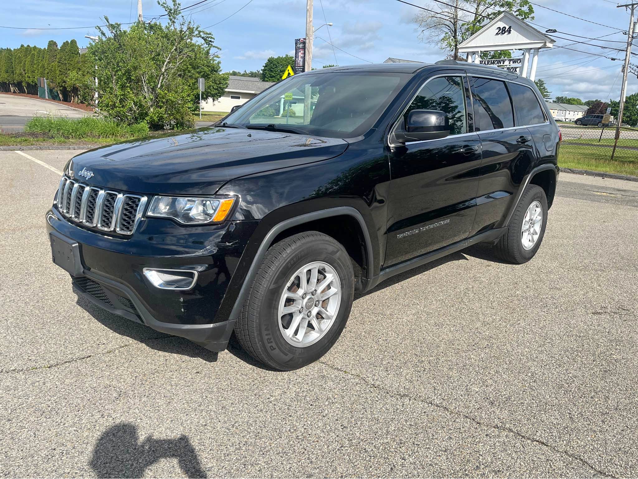 2018 Jeep Grand Cherokee - Laredo E Sport Utility 4D