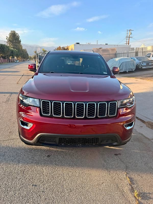 2020 Jeep Grand Cherokee - Laredo Sport Utility 4D